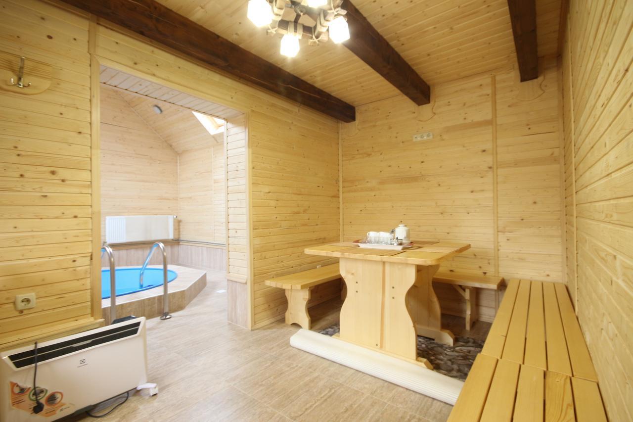 Family Hotel Kaskad Буковел Екстериор снимка