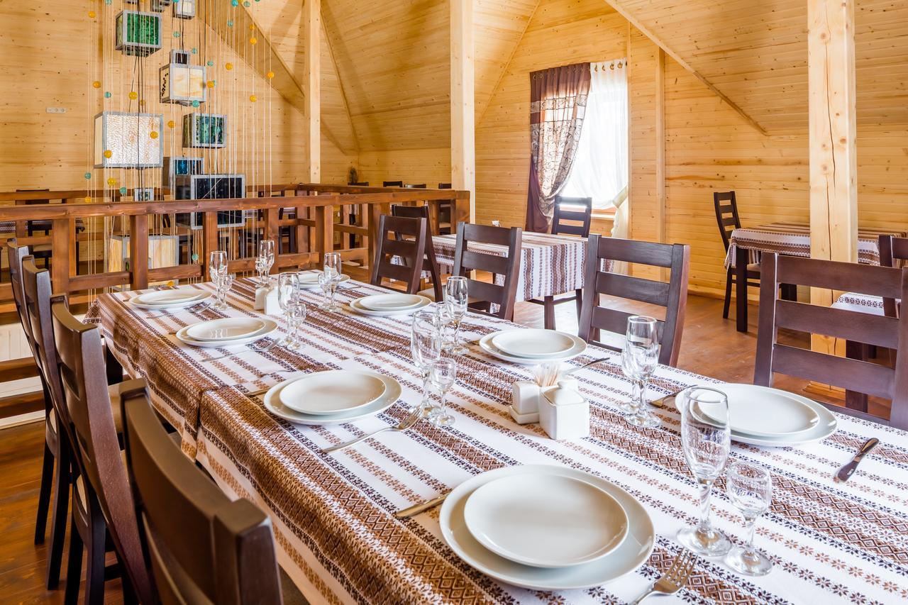 Family Hotel Kaskad Буковел Екстериор снимка