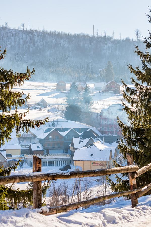 Family Hotel Kaskad Буковел Екстериор снимка