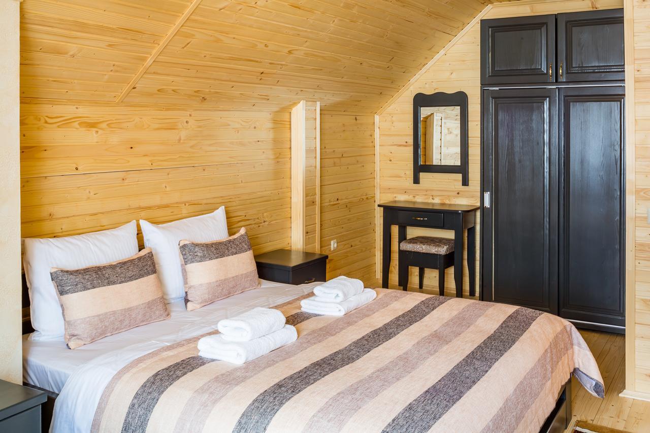 Family Hotel Kaskad Буковел Екстериор снимка