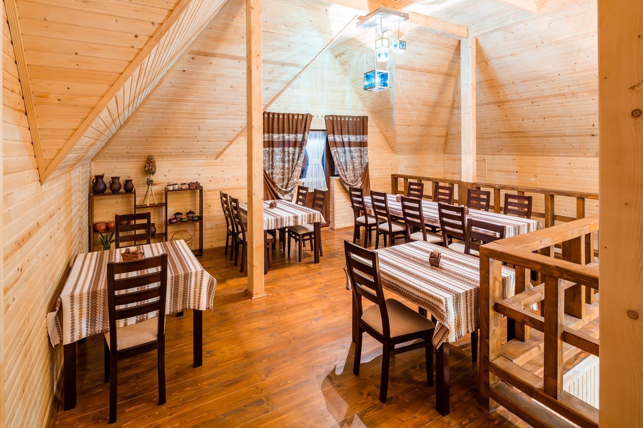 Family Hotel Kaskad Буковел Екстериор снимка