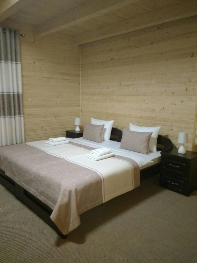 Family Hotel Kaskad Буковел Екстериор снимка
