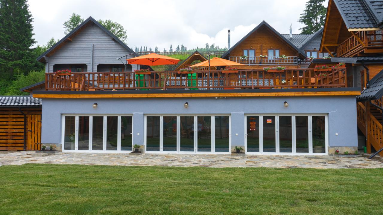 Family Hotel Kaskad Буковел Екстериор снимка