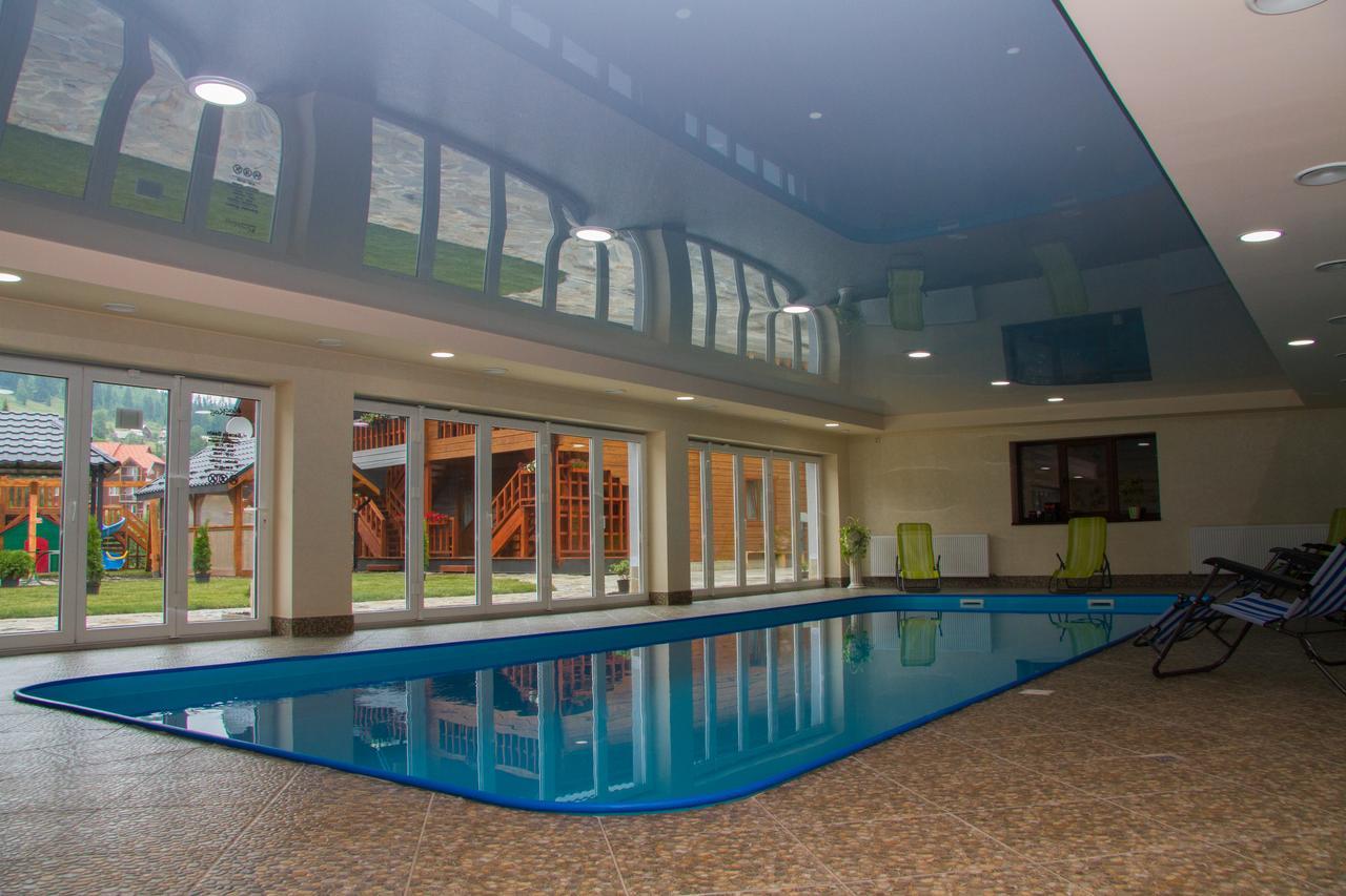 Family Hotel Kaskad Буковел Екстериор снимка