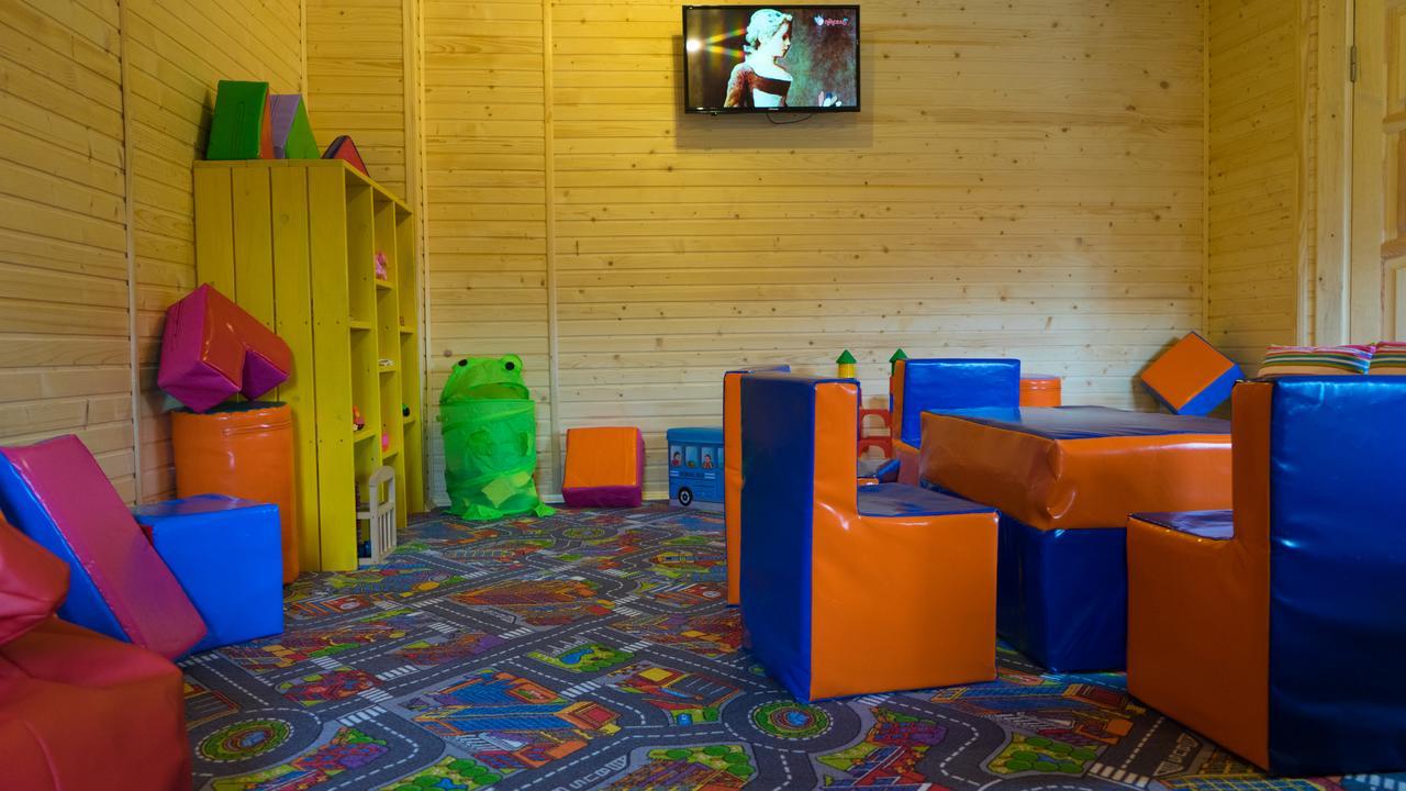 Family Hotel Kaskad Буковел Екстериор снимка