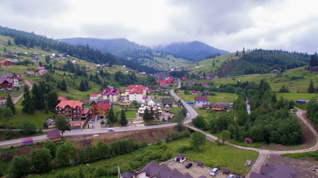 Family Hotel Kaskad Буковел Екстериор снимка