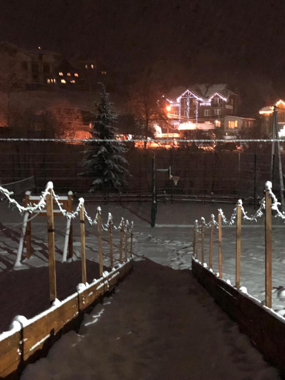Family Hotel Kaskad Буковел Екстериор снимка